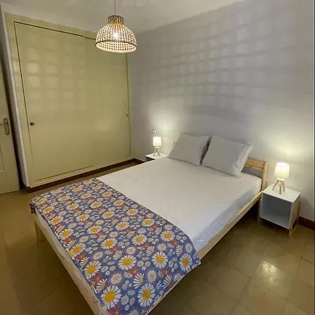 Piso En La Costa Brava Y Al Inicio Del Pirineo Apartment *